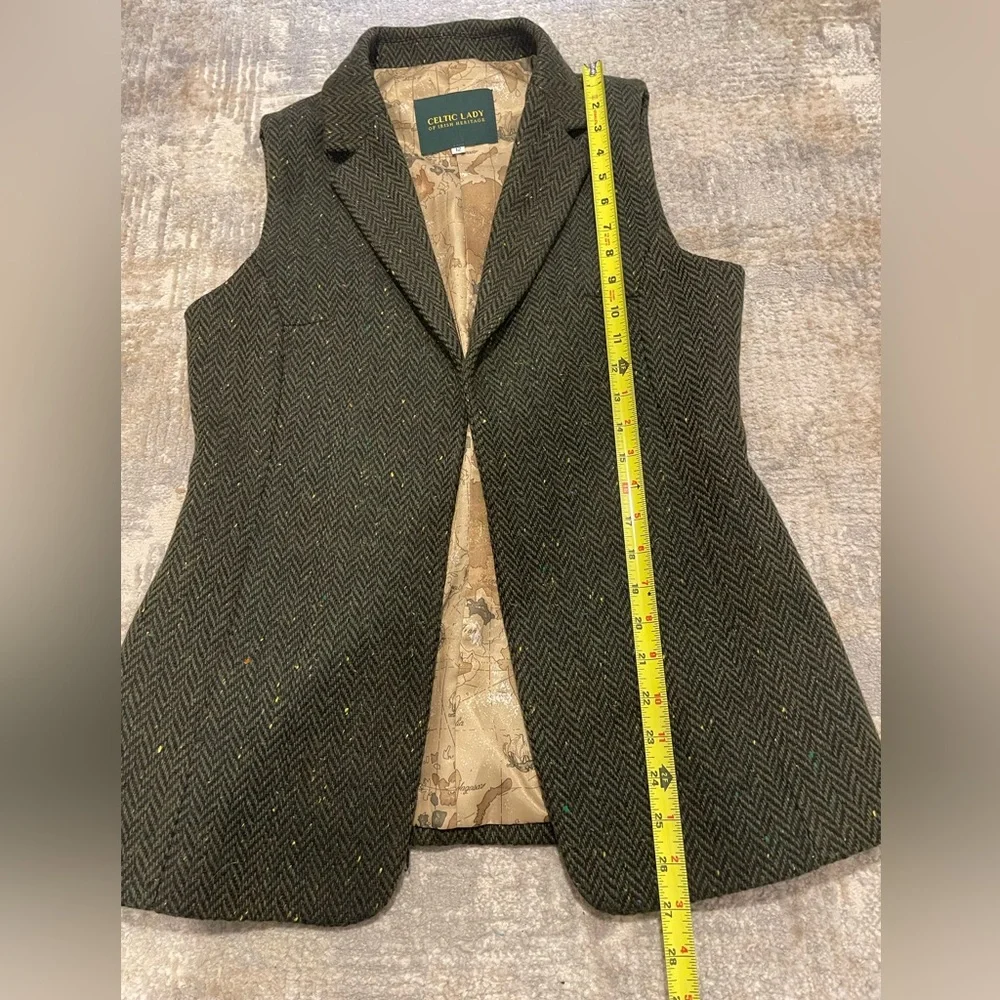Celtic Tweed Ladies' Green Herringbone Tweed Vest US Size 12 Old World Tailored - Picture 9 of 10